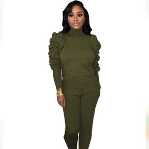 NWOT Puff Sleeve Top and Pants Set Army Green Sz 3XL